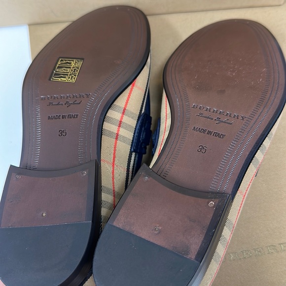 💯 Authentic Burberry London Runway Morley Loafer - Picture 2 of 9